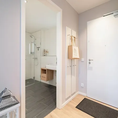 Appartement Mit Parkblick Lübeck